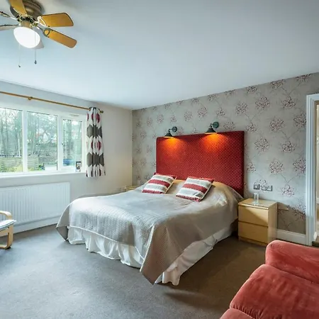 Pretty Maid House B&B-3